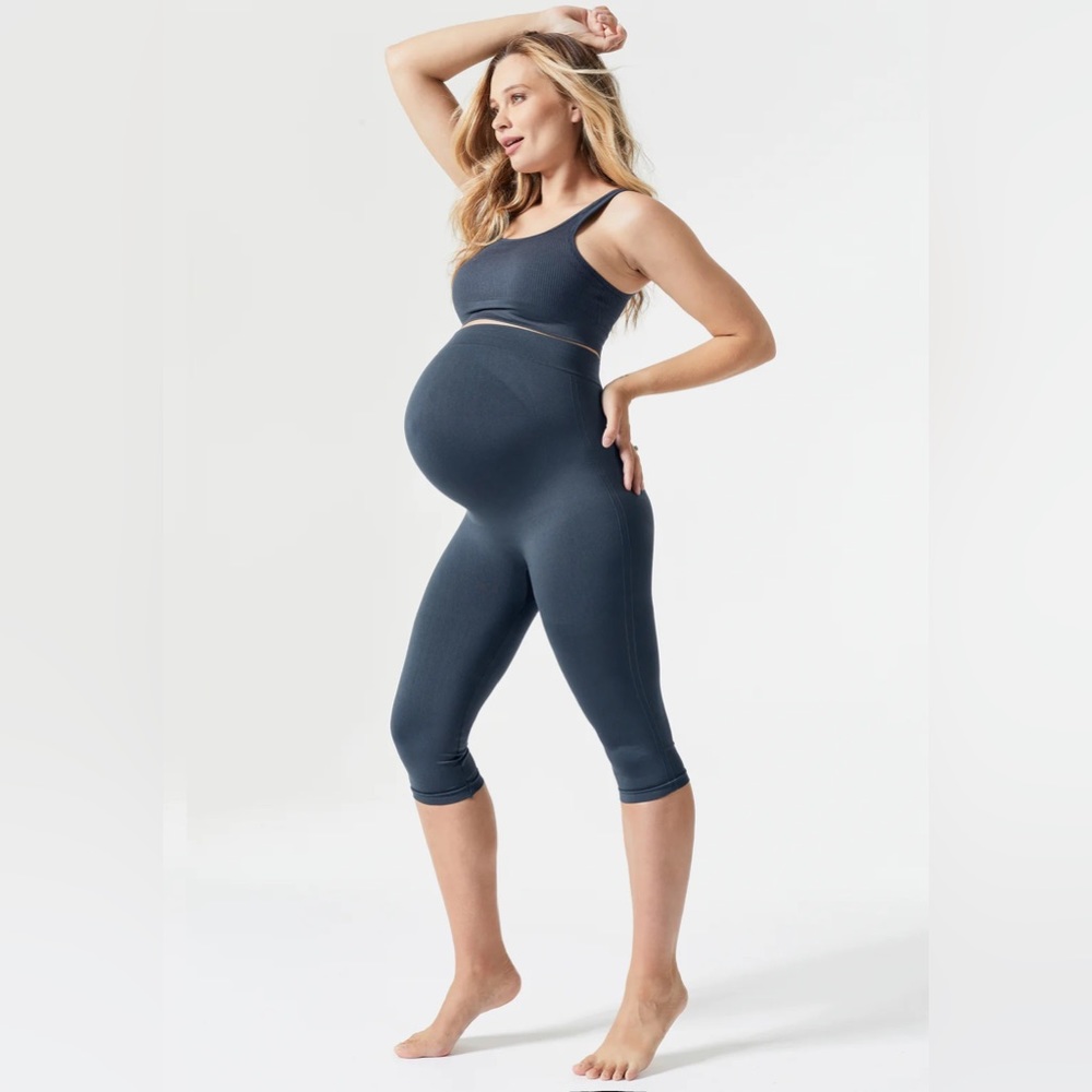 BLANQI Everyday Maternity Belly Support Crop Leggings Size Small